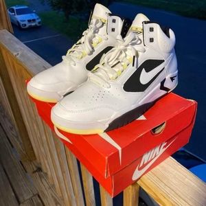 Nike Air flight Trainer size 11 men
